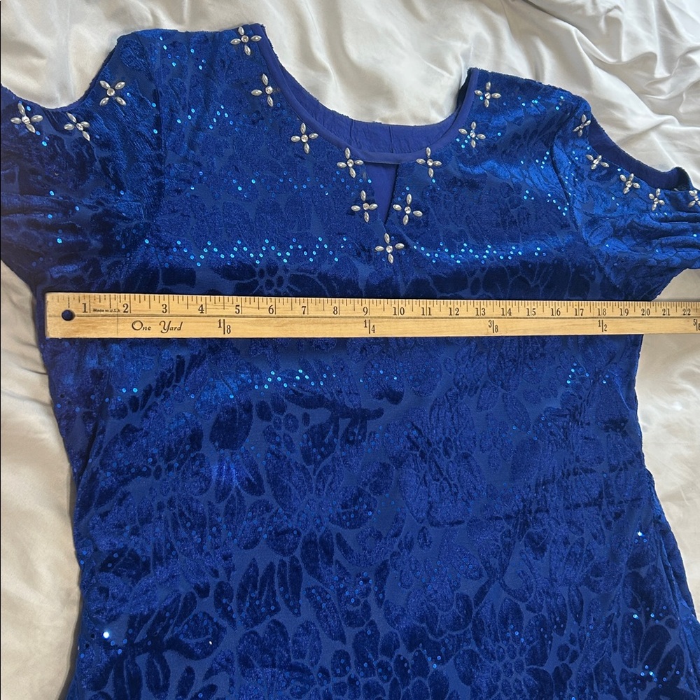 Kurta royal Blue velvet tunic top pearl silver embellishments. Size S pre owned - Picture 10 of 16
